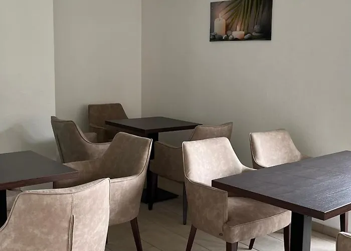 Hotel Gaestehaus An Der Oase *